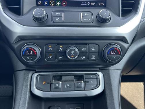 2023 GMC Acadia FWD SLE