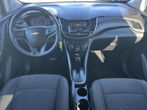 2021 Chevrolet Trax LS