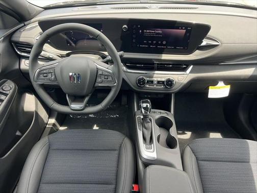 2025 Buick Envista Preferred FWD