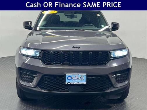 2023 Jeep Grand Cherokee Altitude 4x4