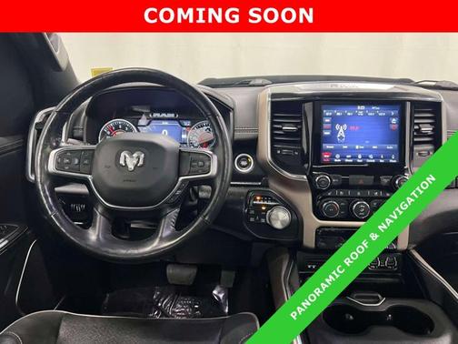 2019 RAM 1500 Laramie Crew Cab 4x4 64' Box