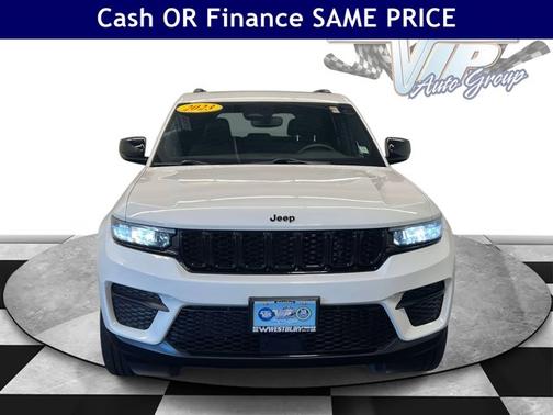 2023 Jeep Grand Cherokee Altitude 4x4