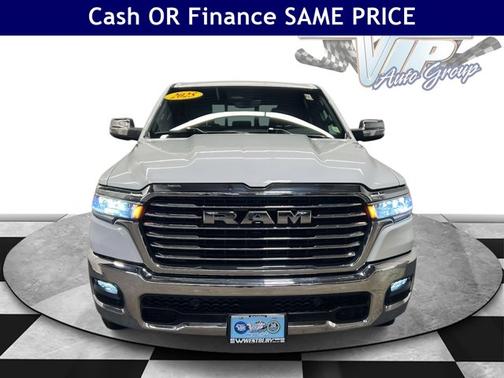 2025 RAM 1500 Laramie Crew Cab 4x4 57' Box