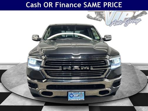 2019 RAM 1500 Laramie Crew Cab 4x4 64' Box