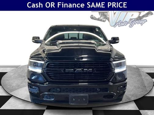 2022 RAM 1500 Laramie Crew Cab 4x4 64' Box