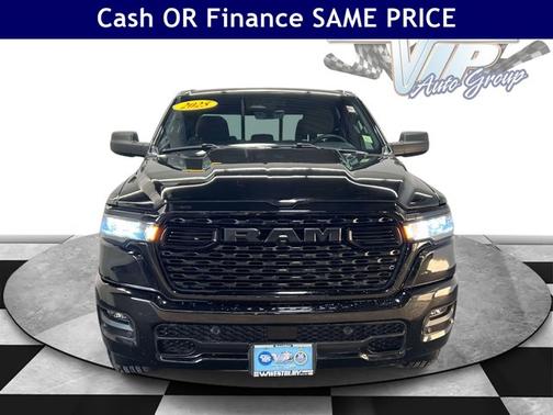 2025 RAM 1500 Tradesman Crew Cab 4x4 57' Box