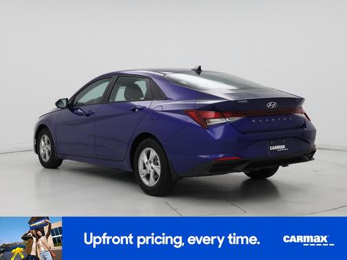 2023 Hyundai ELANTRA SE