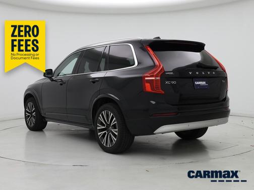 Black 2022 Volvo XC90 T6 Momentum