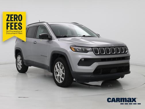 Silver 2022 Jeep Compass Latitude Lux