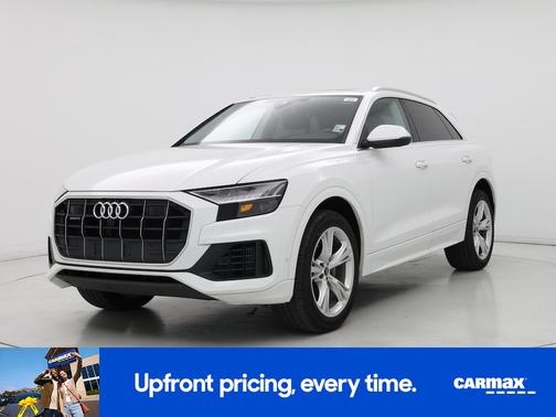 2023 Audi Q8 Premium Plus