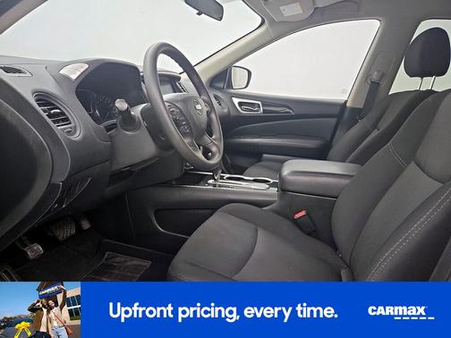 Black 2020 Nissan Pathfinder S