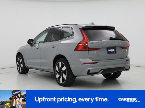 2024 Volvo XC60 Recharge Plug-In Hybrid T8 Plus Dark Theme