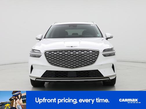 White 2024 Genesis Electrified GV70 Advanced