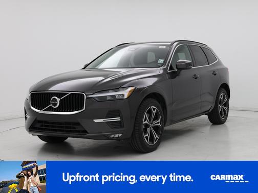 2022 Volvo XC60 B5 Momentum