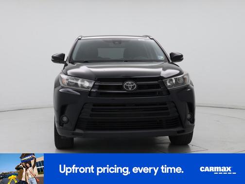 Black 2019 Toyota Highlander XLE