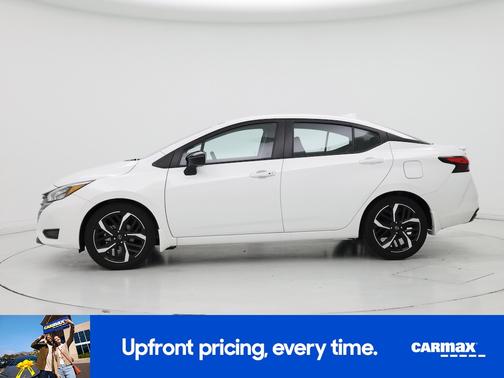 2025 Nissan Versa SR