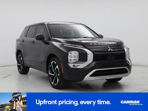 Black 2024 Mitsubishi Outlander SE