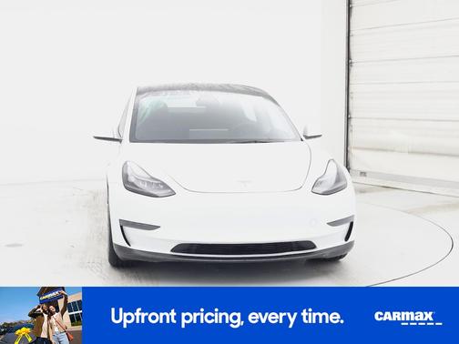 White 2023 Tesla Model 3