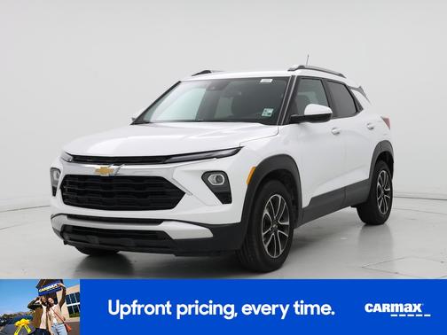 White 2024 Chevrolet Trailblazer LT