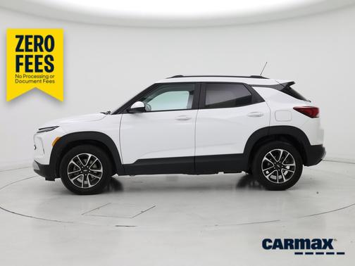 White 2024 Chevrolet Trailblazer LT