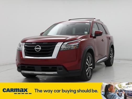2023 Nissan Pathfinder Platinum