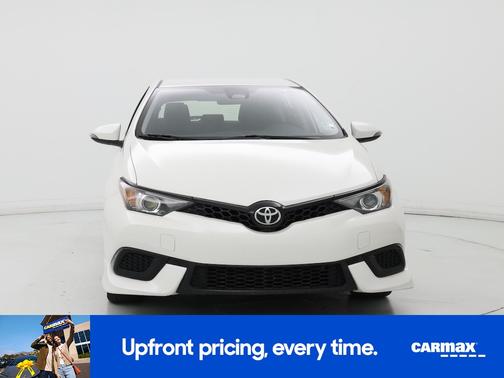 White 2018 Toyota Corolla iM