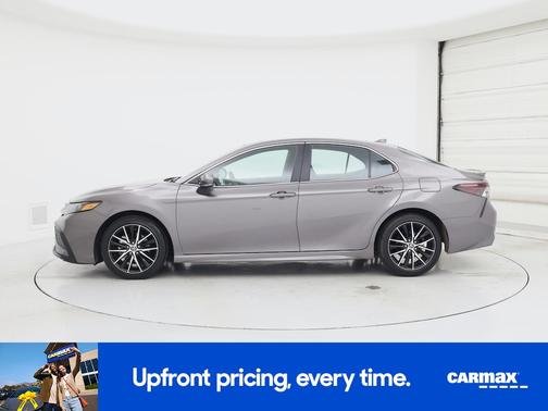 Gray 2024 Toyota Camry SE