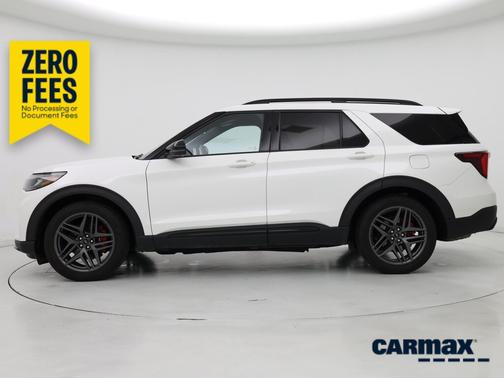 White 2025 Ford Explorer ST-Line