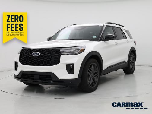 White 2025 Ford Explorer ST-Line