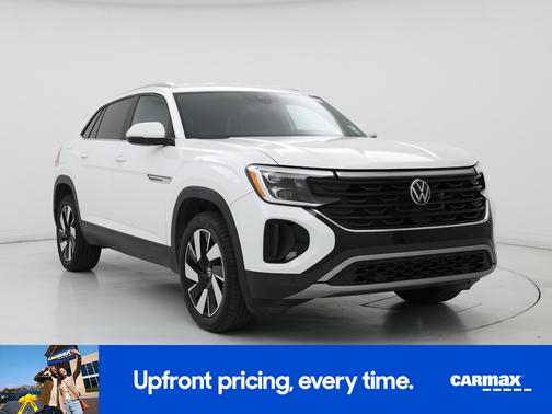 White 2024 Volkswagen Atlas Cross Sport SE w/Tech