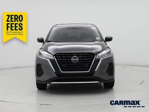 Gray 2025 Nissan Kicks Play S