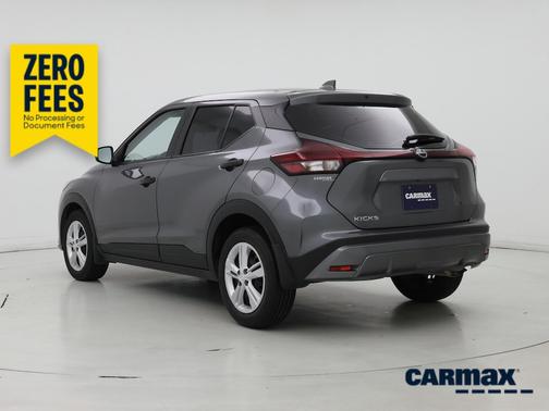 Gray 2025 Nissan Kicks Play S