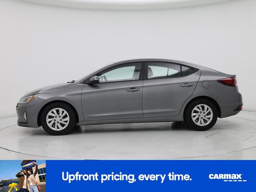 Gray 2020 Hyundai ELANTRA SE