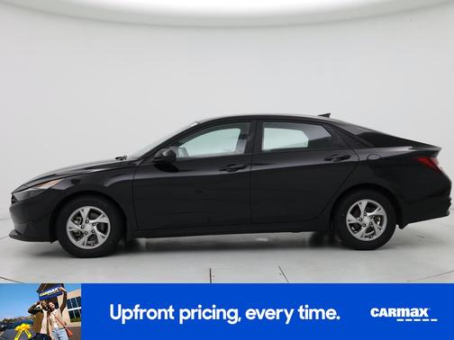 2022 Hyundai ELANTRA SE