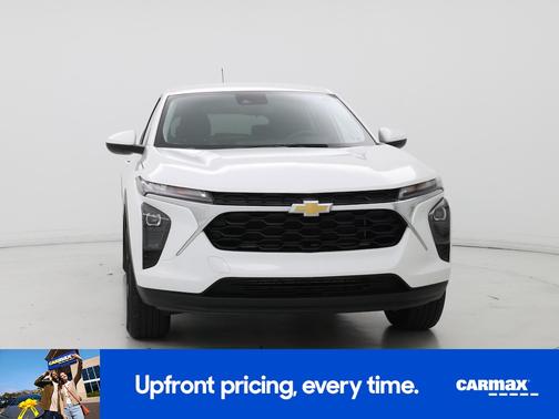 White 2025 Chevrolet Trax LS