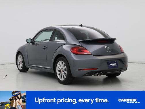 Gray 2019 Volkswagen Beetle SE