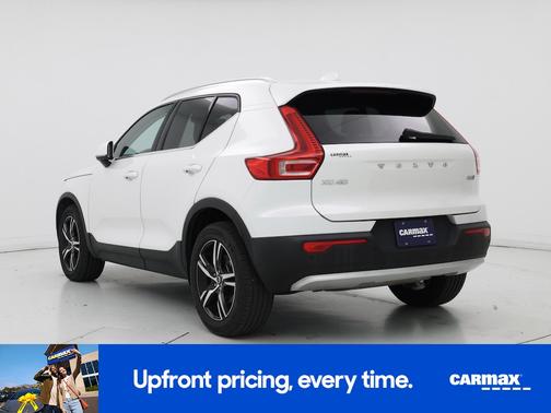 2023 Volvo XC40 B5 Plus Bright Theme