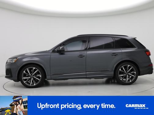 Black 2024 Audi SQ7 Premium Plus