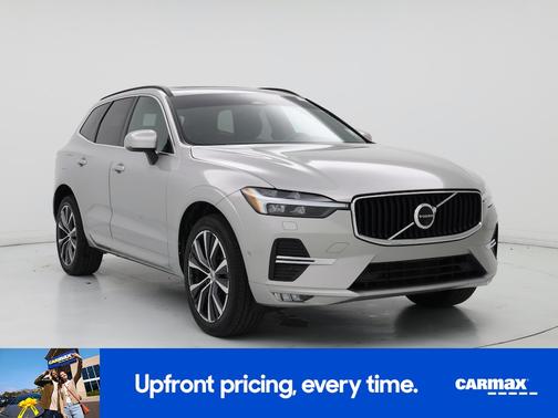 2022 Volvo XC60 B5 Momentum