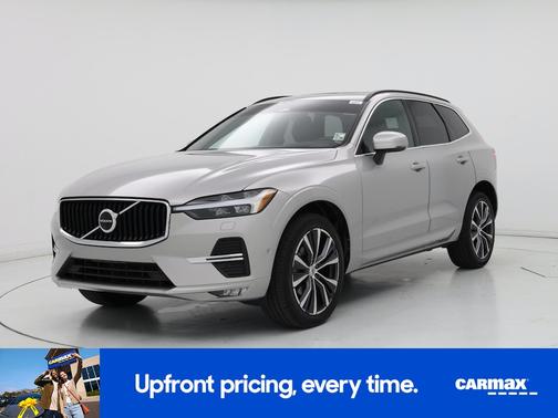 2022 Volvo XC60 B5 Momentum