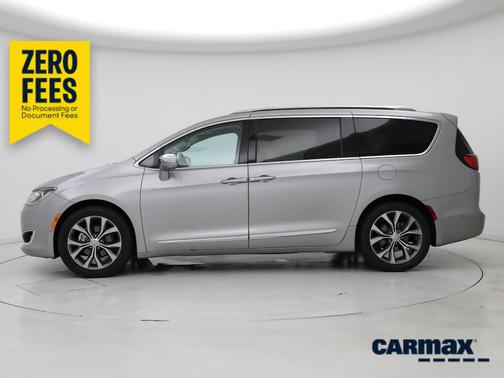 Silver 2017 Chrysler Pacifica Limited