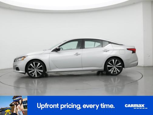 2022 Nissan Altima SR