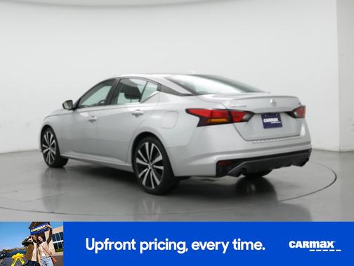 2022 Nissan Altima SR