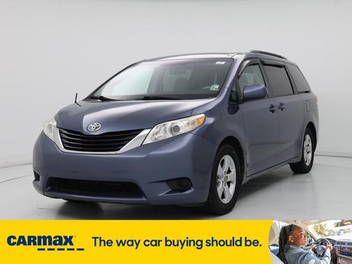 2014 Toyota Sienna LE