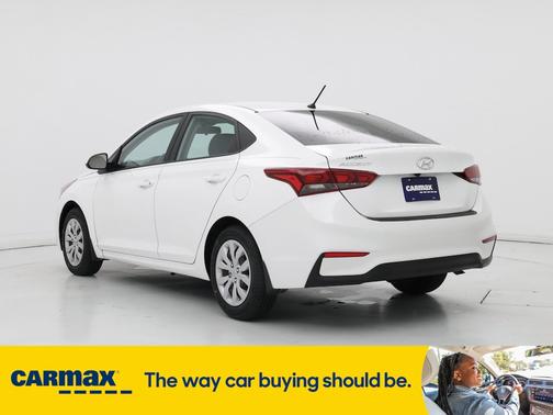 2022 Hyundai Accent SE