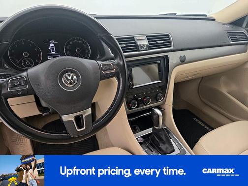 2015 Volkswagen Passat SE