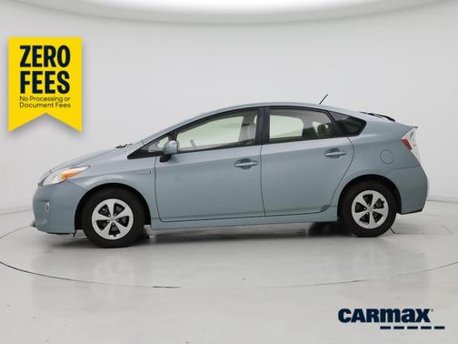 Green 2015 Toyota Prius Two