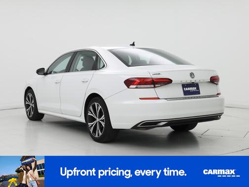 White 2021 Volkswagen Passat SE
