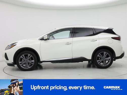 White 2023 Nissan Murano Platinum