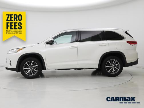 Pearl 2017 Toyota Highlander XLE